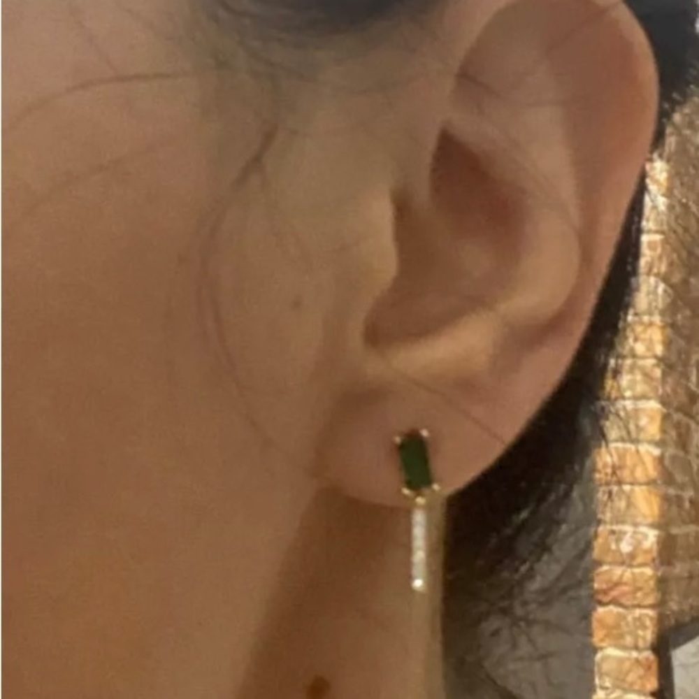 Emerald Rhinestone Earrings - Picture 3 of 6